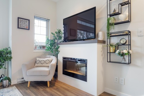 5900 Beachgate Lane, Sechelt, BC 