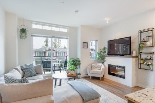 5900 Beachgate Lane, Sechelt, BC 