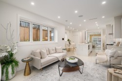 2523 8th Avenue W Vancouver, BC V6K 2B3