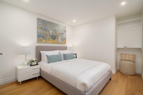 2523 8Th Avenue W, Vancouver, BC 