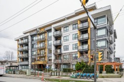 201-1519 Crown Street  North Vancouver, BC V7J 1G6