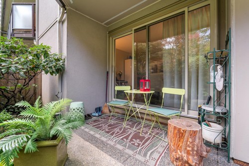 215-4373 Halifax Street, Burnaby, BC 