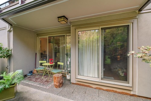 215-4373 Halifax Street, Burnaby, BC 