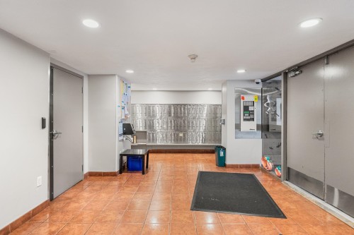 215-4373 Halifax Street, Burnaby, BC 