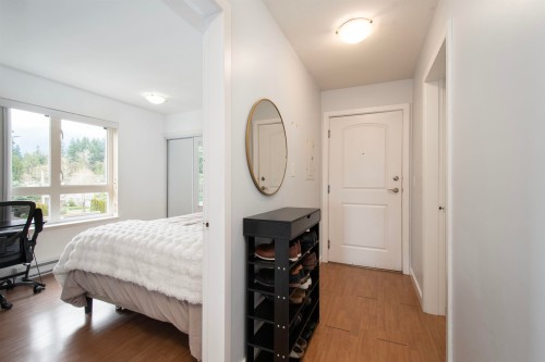 401-1629 Garden Avenue, North Vancouver, BC 