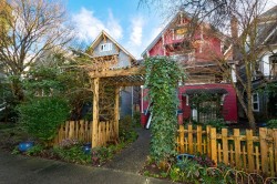 2912-14 3rd Avenue W Vancouver, BC V6K 1M7