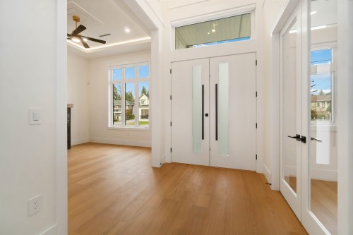 827 Atkins Street, Coquitlam, BC 