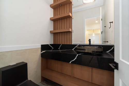 827 Atkins Street, Coquitlam, BC 