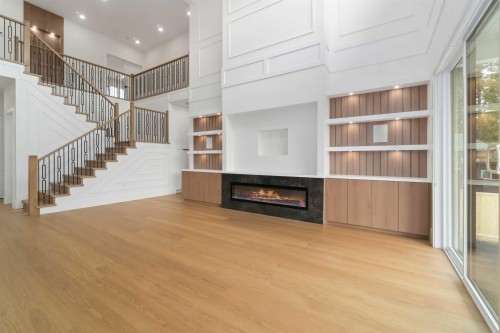 827 Atkins Street, Coquitlam, BC 