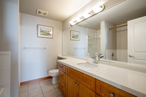 2504-4398 Buchanan Street, Burnaby, BC 