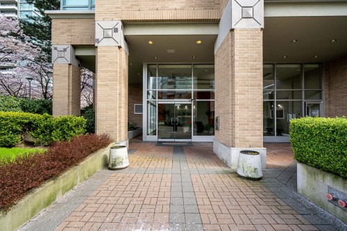 2504-4398 Buchanan Street, Burnaby, BC 