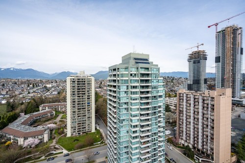 2504-4398 Buchanan Street, Burnaby, BC 