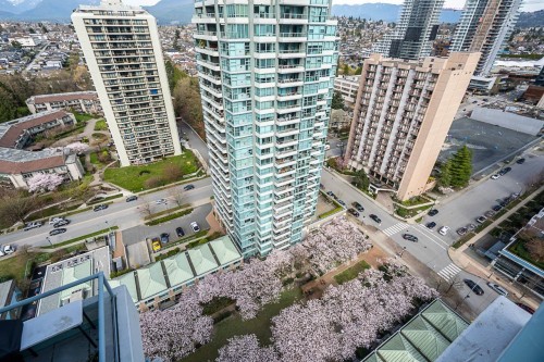 2504-4398 Buchanan Street, Burnaby, BC 