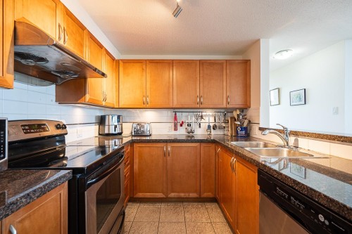 2504-4398 Buchanan Street, Burnaby, BC 
