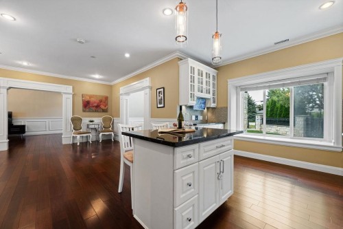 9200 Saunders Road, Richmond, BC 