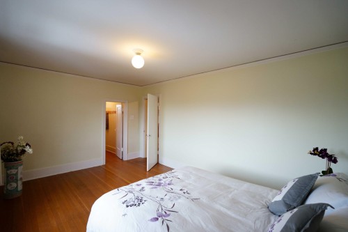 3945 10Th Avenue W, Vancouver, BC 