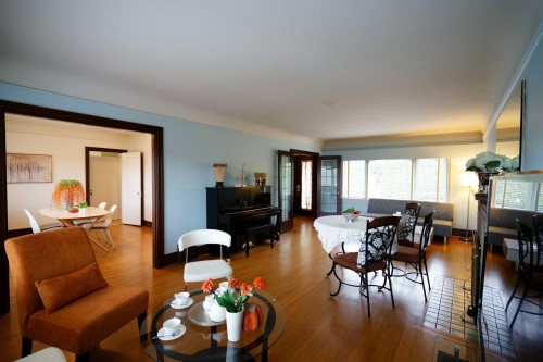 3945 10Th Avenue W, Vancouver, BC 