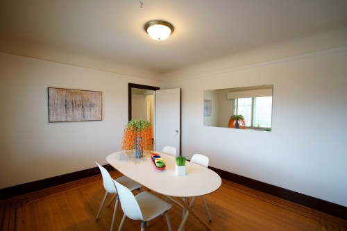 3945 10Th Avenue W, Vancouver, BC 