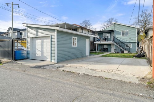 2506 45Th Avenue E, Vancouver, BC 