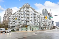 515-2188 Madison Avenue Burnaby, BC V5C 0J8