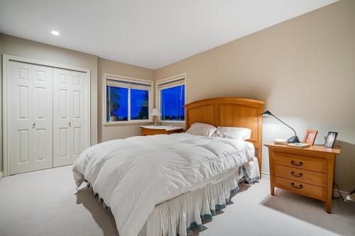 4751 Headland Drive, Vancouver, BC 