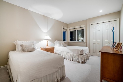 4751 Headland Drive, Vancouver, BC 