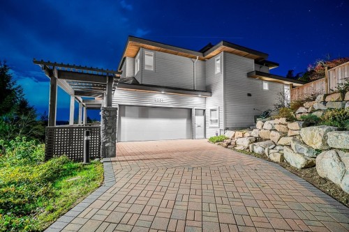 4751 Headland Drive, Vancouver, BC 