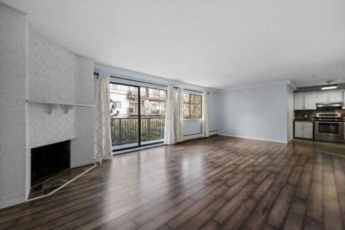 210-236 2nd Street W North Vancouver, BC V7M 1C6