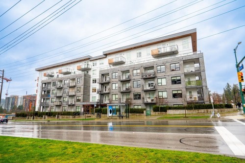 308-645 Como Lake Avenue  Coquitlam, BC V3J 0N9