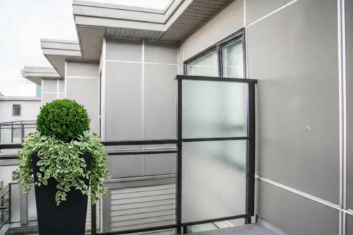 417-7058 14Th Avenue, Burnaby, BC 