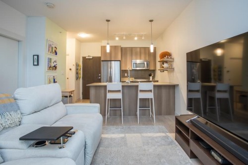 417-7058 14Th Avenue, Burnaby, BC 