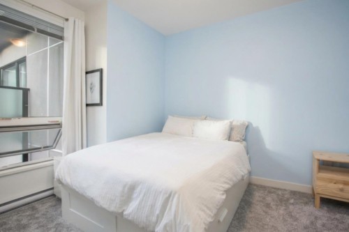 417-7058 14Th Avenue, Burnaby, BC 