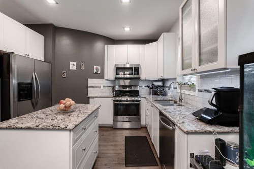 1707 Arbutus Place, Coquitlam, BC 