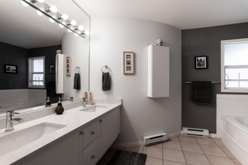 1707 Arbutus Place, Coquitlam, BC 