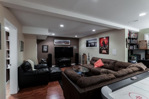 1707 Arbutus Place, Coquitlam, BC 