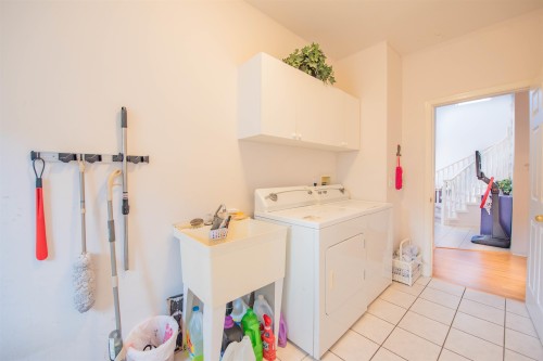 1645 Pinetree Way, Coquitlam, BC 