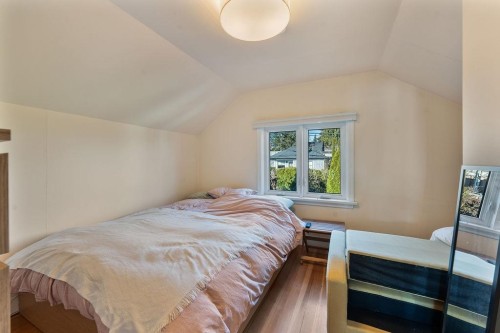 231 Eighth Avenue E, New Westminster, BC 