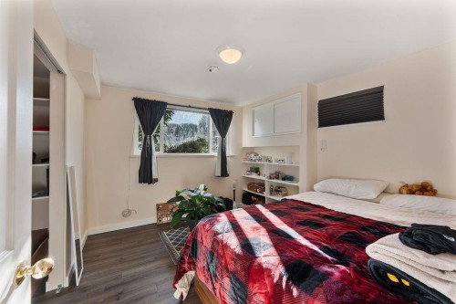 231 Eighth Avenue E, New Westminster, BC 