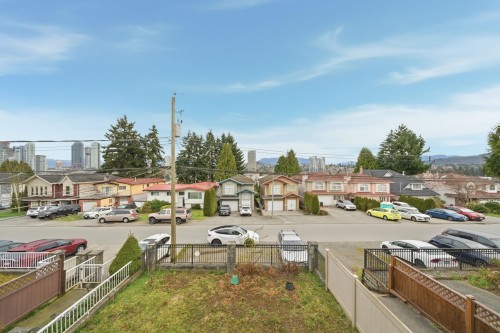5366 Manor Street, Burnaby, BC 