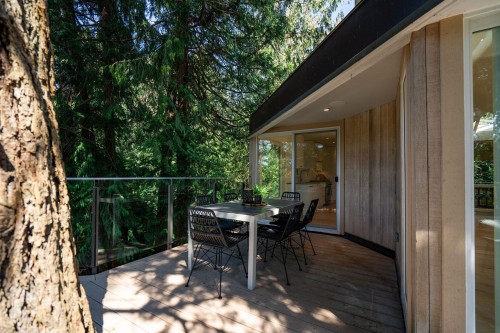 5061 Bear Lane, West Vancouver, BC 