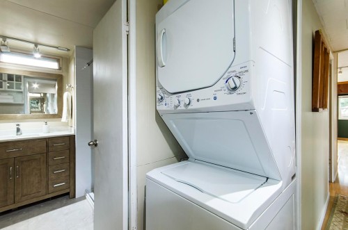 460 Sundance Crescent, West Vancouver, BC 