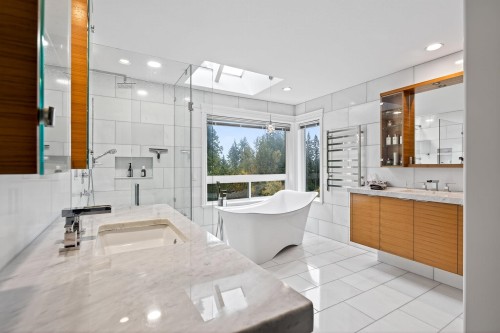 1411 Madrona Place, Coquitlam, BC 