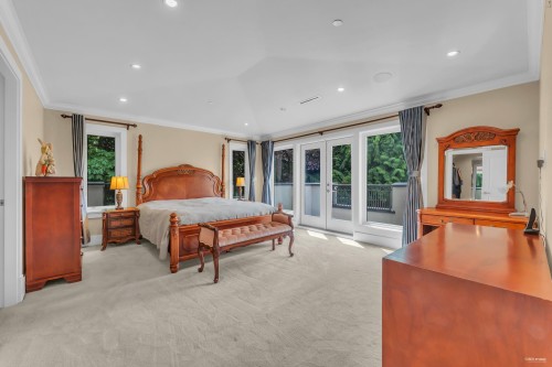 1835 Mathers Avenue, West Vancouver, BC 