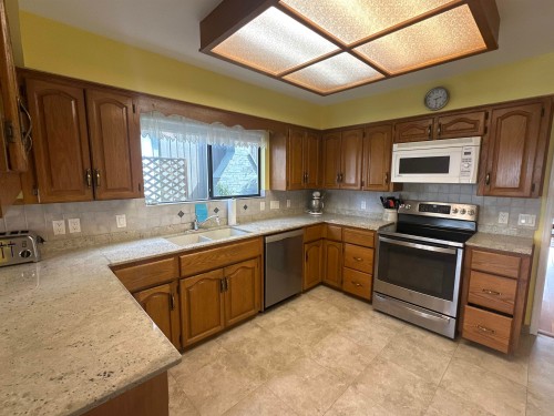 3281 30Th Avenue W, Vancouver, BC 