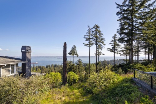 1-5110 Alderfeild Place, West Vancouver, BC 
