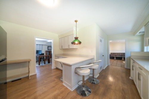 690 Burley Drive, West Vancouver, BC 