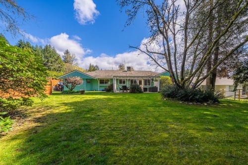 690 Burley Drive, West Vancouver, BC 