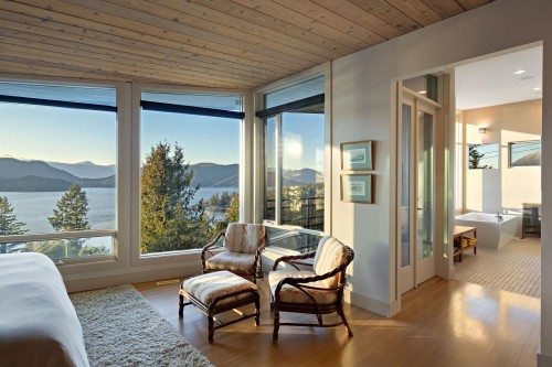 6235 Overstone Drive, West Vancouver, BC 