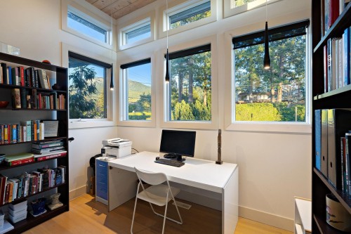 6235 Overstone Drive, West Vancouver, BC 