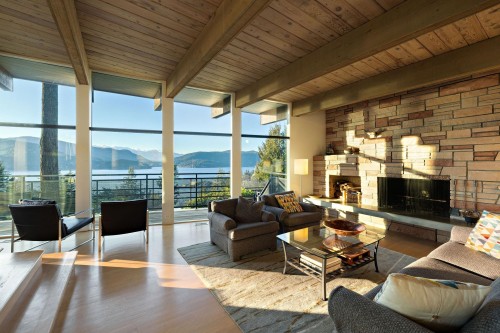 6235 Overstone Drive, West Vancouver, BC 